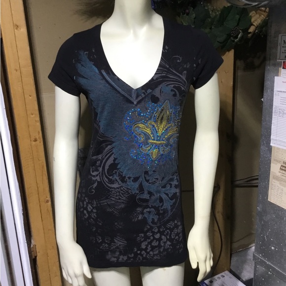 Love It Tee Shirt - Picture 1 of 16